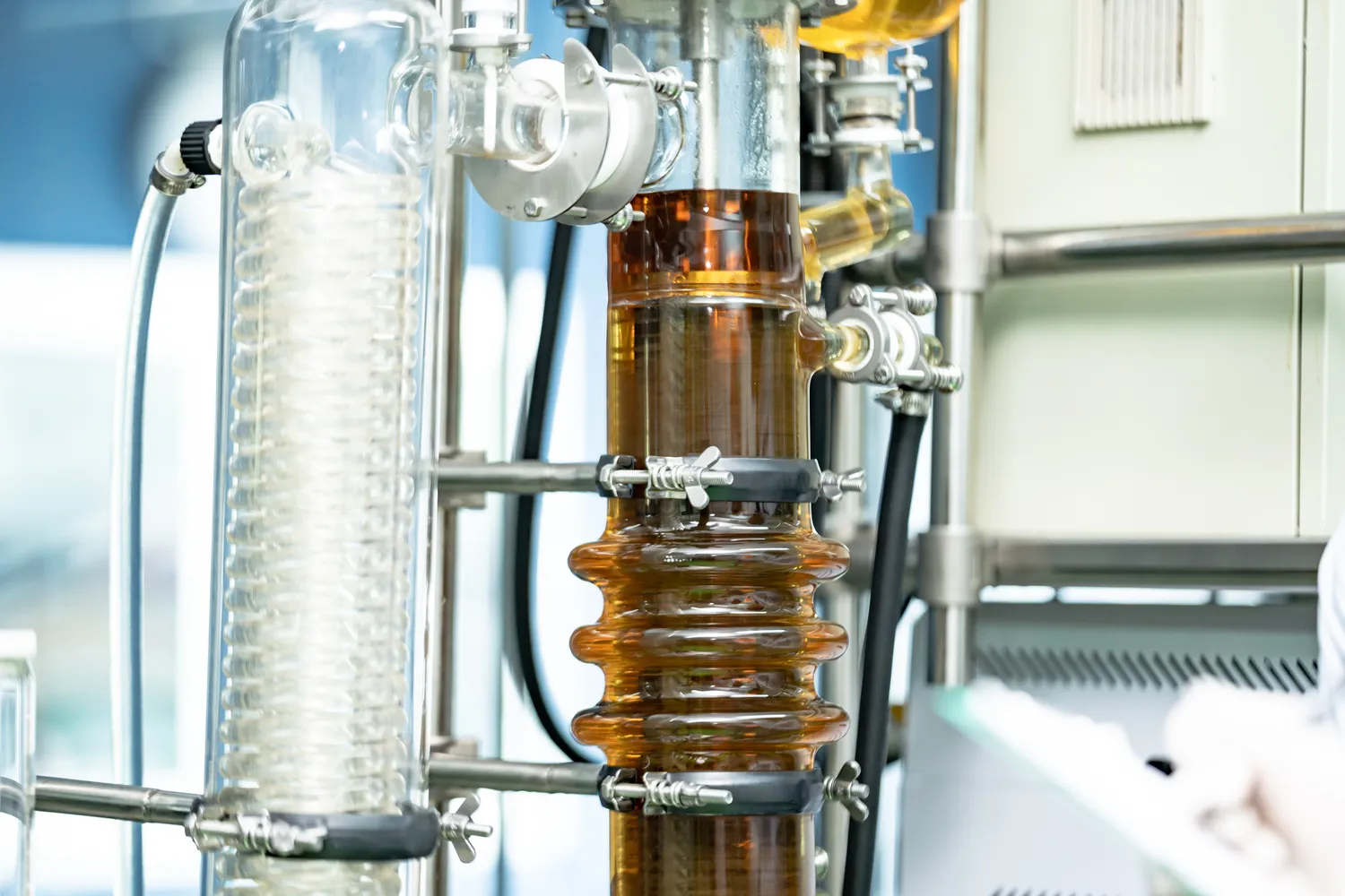 Destylator do rozpuszczalników